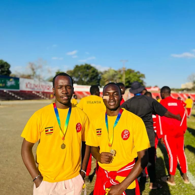 Duncan47723339's tweet photo. History ain't borrowed,.but rather a pivot fixed with generosity, pride , attitude and novelty 😎
Thank ue @MakerereCollege ,@MacosRugby  , 4 branding us with morals🔥.
##first rugby East African bronze medals🥉 for @MakerereCollege ❗
Thank ue Capt @DylanBruno9 ,@UgandaRugby https://t.co/i6R7RQCuNS