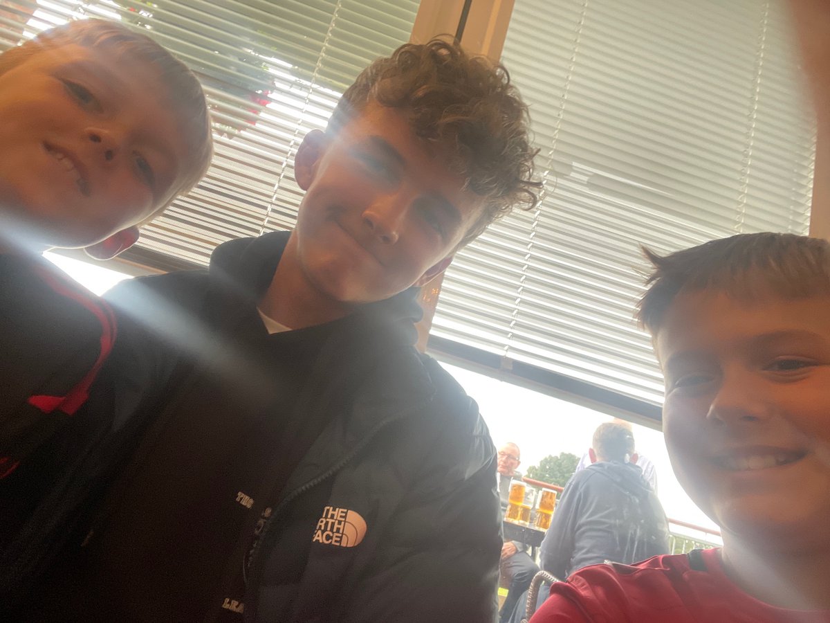 EdgeDigby's tweet photo. Brace for me and a win for me and a goal for my best mate and a draw #Bro4life https://t.co/91uSpStCLw