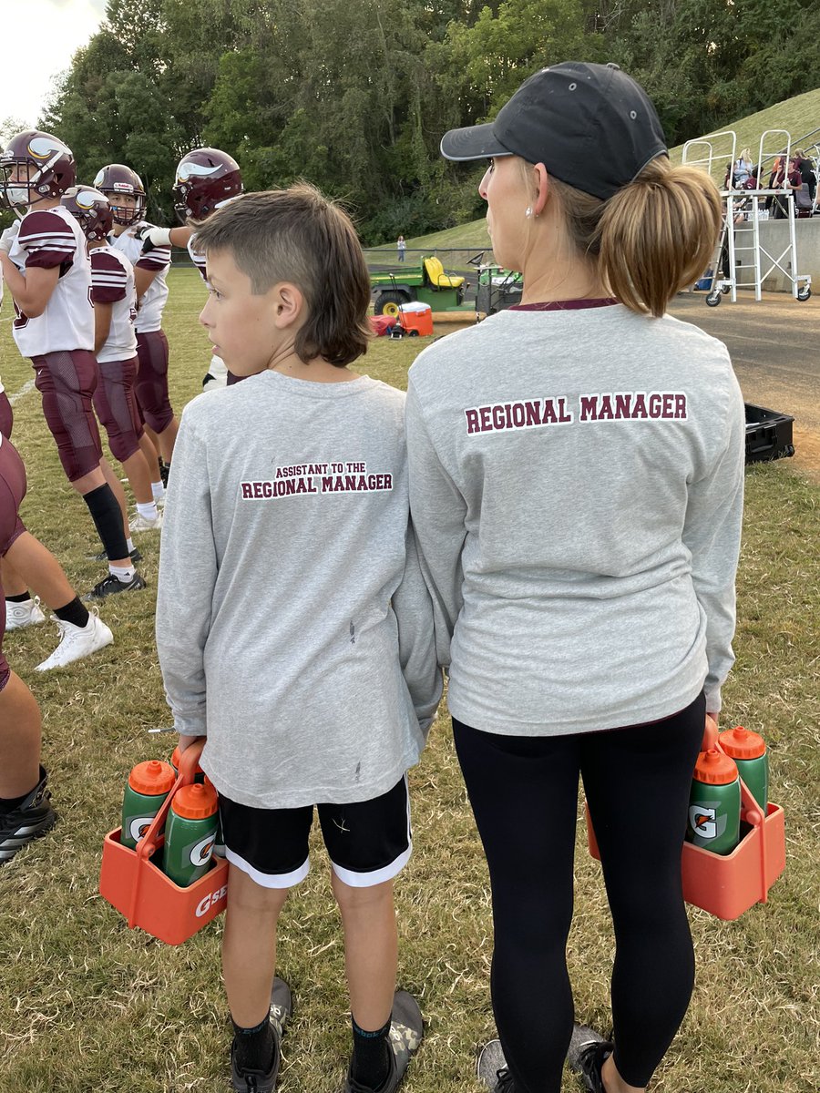 Mike and Dwight! 🙌🏻 #vikingfootball #watercrew22