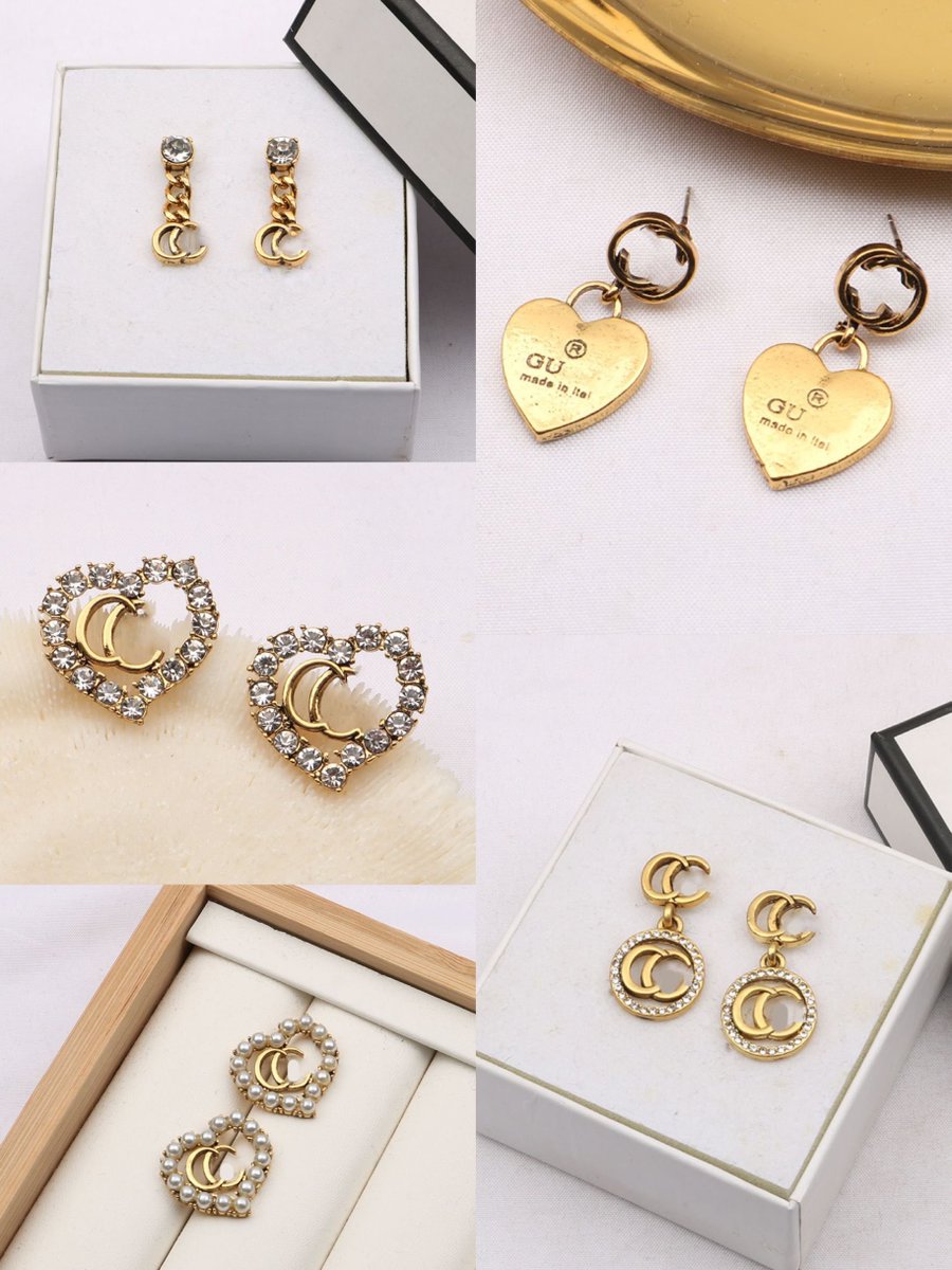 abphilosopher's tweet photo. Mixed Simple 18K Gold Plated 925 Silver Luxury Letters Stud
5 styles to choose from.
#jewelry #womensjewelry #heartearrings #earrings #earstud #womensfashion #onlineshopping #trendyjewelry #elegantjewelry #giftforher
ad
👇
https://t.co/SNmt4CfBJU https://t.co/G0Xmi5SuJa