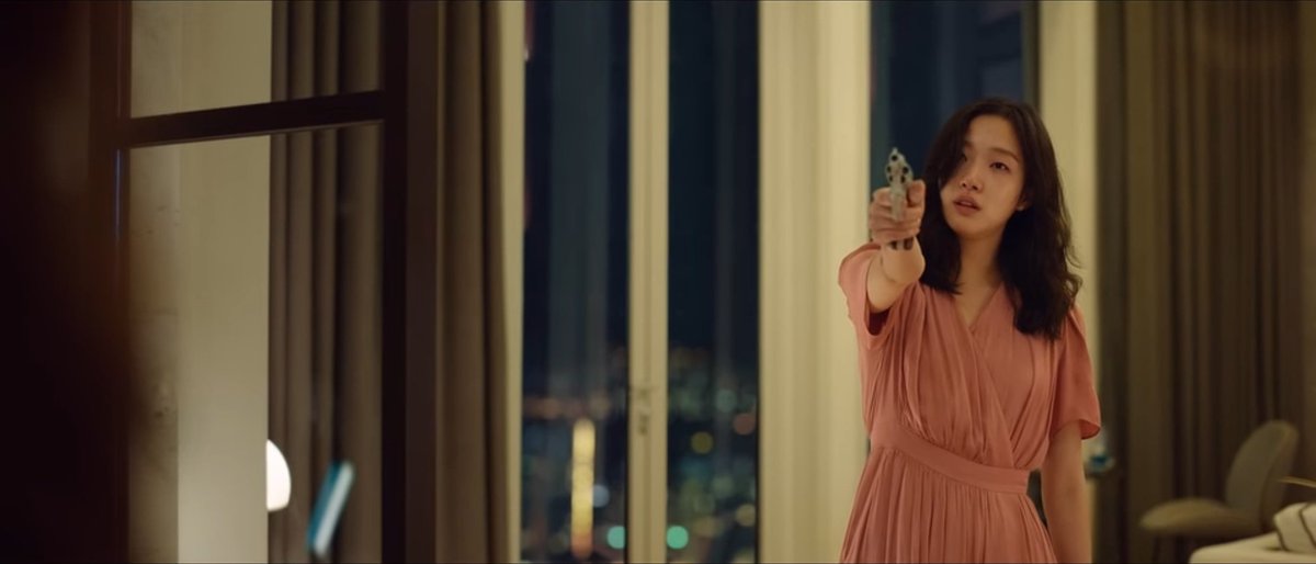 cinehann's tweet photo. In-kyung makin dekat ke kebenaran setelah dapatkan saksi kunci dan highlight #LittleWomenEp8 adalah perjalanan In-joo di Singapura yang intens dan sukses bikin merinding berkat narasi apik thriller-misterinya yang jadi sajian mendebarkan dari awal sampe akhir. https://t.co/cqXi2l2ia8