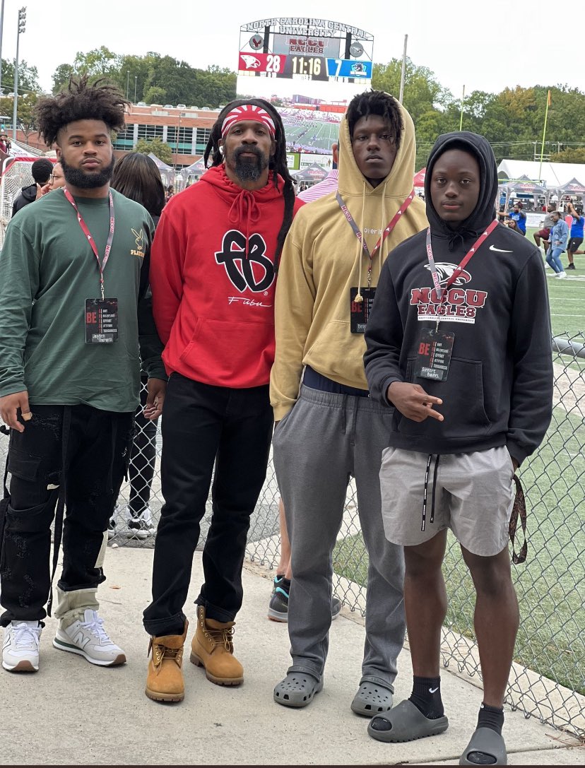 Had a great time <a href="/NCCU_Football/">NC CENTRAL FB | 🦅🏆🦅</a> yesterday! I got to watch my brother <a href="/twan_anderson/">Twan (Tj) Anderson Jr</a> play. Thank you <a href="/CoachMo1804/">Kevin Maurice 🇺🇸🇭🇹</a> for the invitation. 
<a href="/CoachTOliver/">Trei Oliver</a> <a href="/CoachMattLeone/">Matt Leone</a>