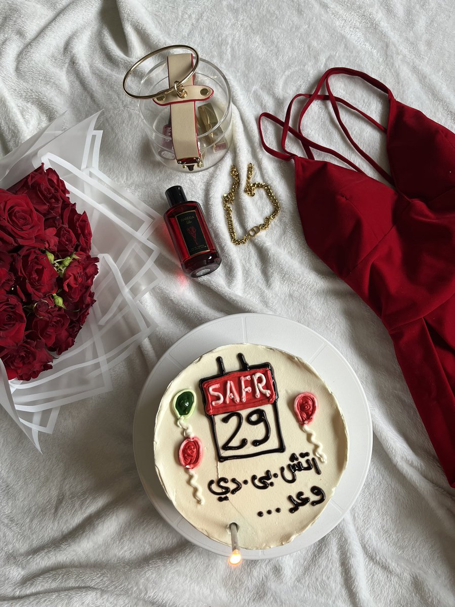 w3d3z's tweet photo. اثنان وعشرون عاماً من الرقّه والجمال الذي لا ينتهي .. يارب سنة سعيده لي ♥️ https://t.co/UctrWyeehZ