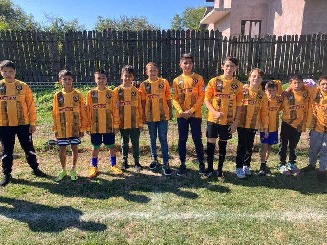 KitAid's tweet photo. A big thank you to @OrpingtonFC for these junior kits which now have a new home in Romania. Thanks to the charity Big Love for delivering them. https://t.co/hWKHAcyQHG
