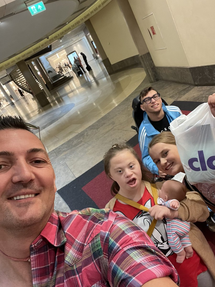 We hit the shops at <a href="/TweetBluewater/">Bluewater</a>

#ShoppedUntilWeDropped