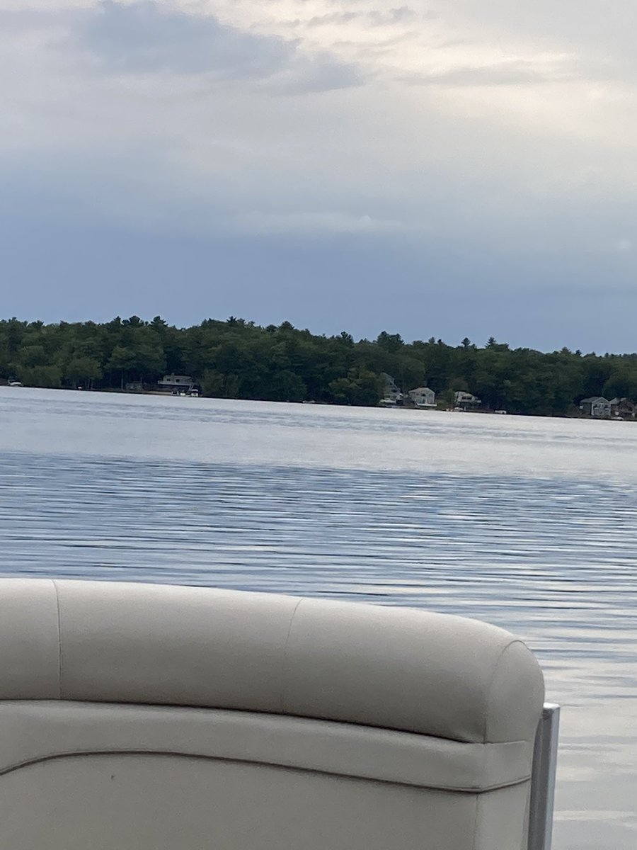 HockeyMaine1Wx1's tweet photo. Off to the boat launch! #finalrideof22 See ya next spring! #littlesebago https://t.co/VWsALCw63E