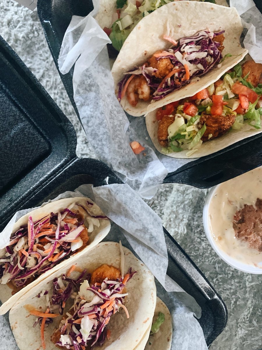 Cantina76's tweet photo. 🎵Take me home tonight! 🎵 If you’re in a rush, or are looking for the perfect game-night dinner, take #Cantina76 to go! Just give us a call + pick up at our location near you! https://t.co/kGuBTq1ee1