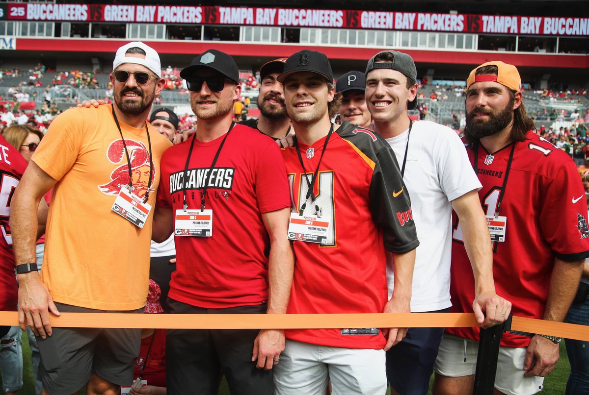 Eduardo A. Encina (@eddieintheyard) on Twitter photo The boys are hanging out at RayJay today for #GBvsTB.
📸: <a href="/DirkShadd/">Dirk Shadd</a>
#GoBolts #GoBucs #tblightning #hockeytwitter The boys are hanging out at RayJay today for #GBvsTB.
📸: <a href="/DirkShadd/">Dirk Shadd</a>
#GoBolts #GoBucs #tblightning #hockeytwitter