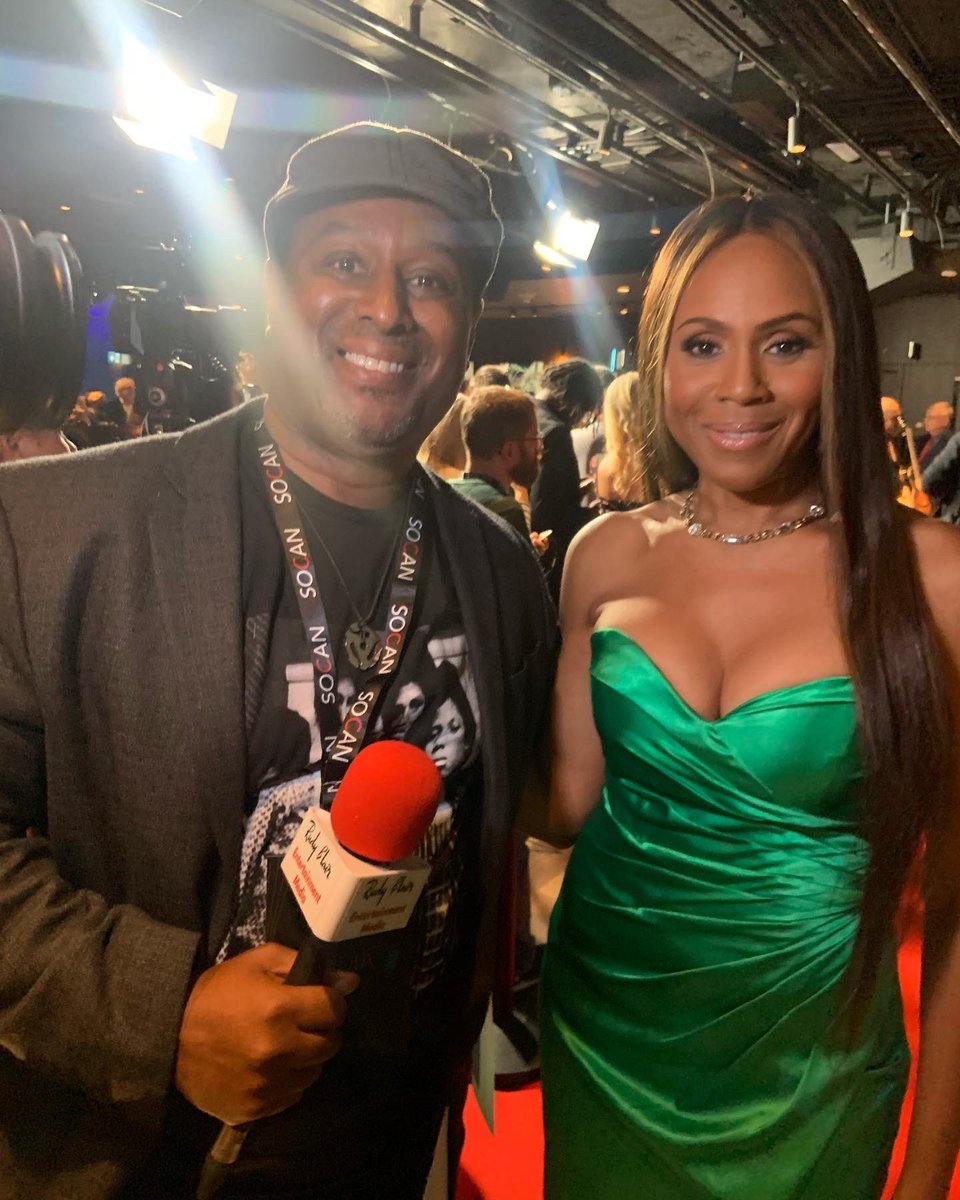 NewsRudy's tweet photo. Thank you to #CentricPR for having me on the @CSHFmusic carpet at @masseyhall . Look for my interviews including @DeborahCoxNews, @Jessiereyez , @serenaryder , @Nickelback , @iamfefemusic . #CentricPR https://t.co/fABBv9mvbx