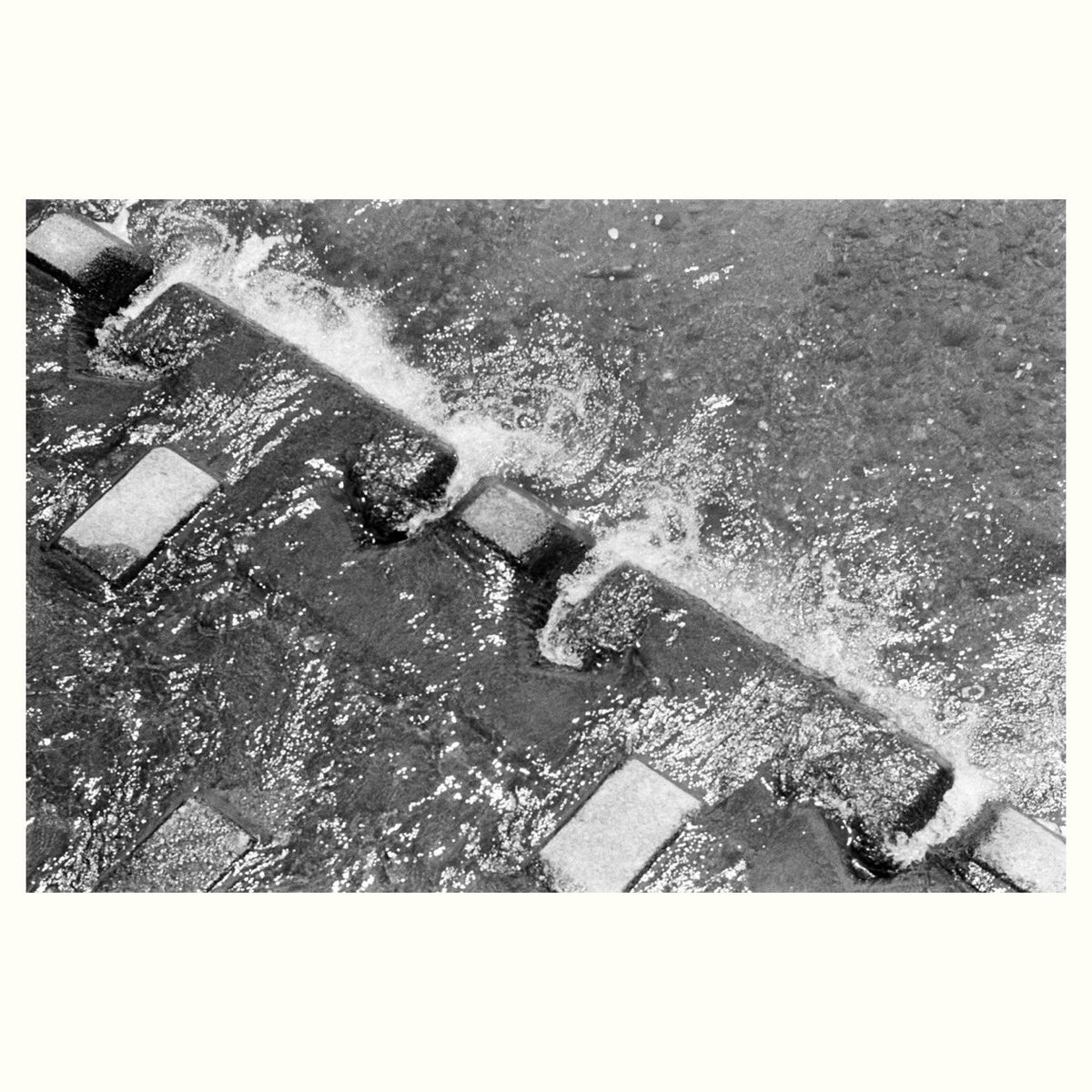 芥川　大阪　2022

ライカM2
ORWO UN54

#film #filmphotography #フィルム #フィルム写真 #Leica #LeicaM2 #summaron #モノクロ写真 #blackandwhitephotography #散歩写真 #homedeveloping