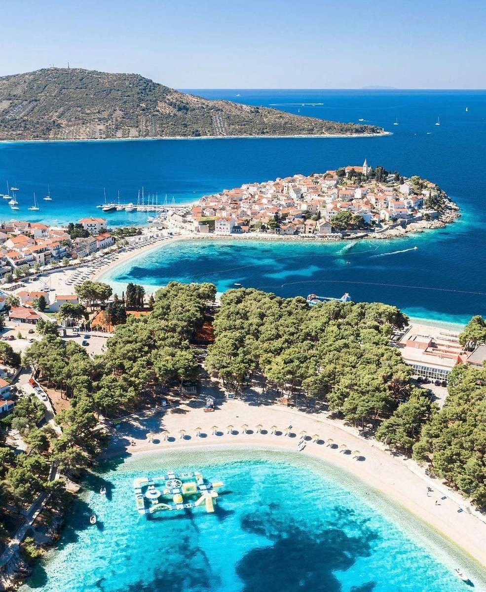 kuttikavithai's tweet photo. Primošten - Croatia🏖
#croatia #lovecroatia #croatia2022 #adriaticsea #bluesea #igerscroatia #croatiatrip #croazia #croatia_photography #dubrovnik #adriatic #croatia #kroatien #croacia #croatiarocks #croatiancoast #croatialove #visitcroatia #nature #landscape #travel https://t.co/6lzS9Gxh6p