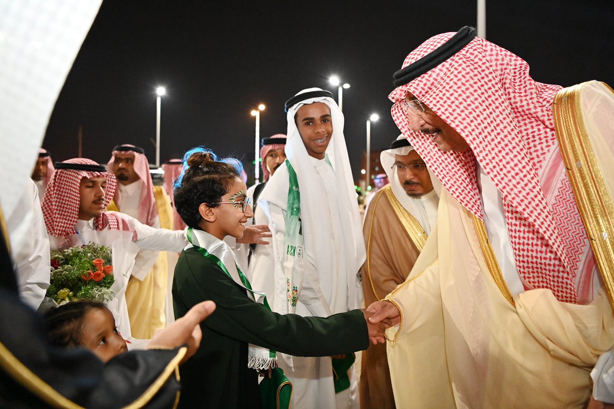 jazangov's tweet photo. سمو أمير منطقة جازان 
#محمد_بن_ناصر 
يرعى حفل أهالي المنطقة بمناسبة  #اليوم_الوطني_السعودي_92  والذي تنظمه جامعة جازان.

https://t.co/0H7AKZ1u2d https://t.co/jhIz7bTTVe