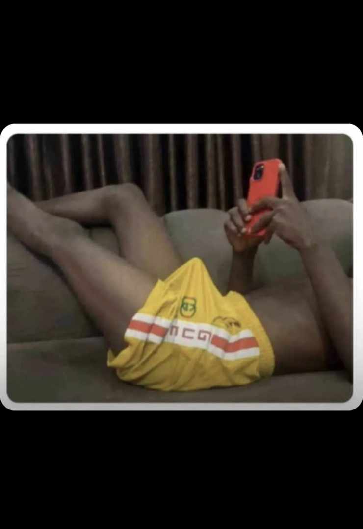 Me listening to Aseiduwaa den Amoani😋😋😋... Akoa ma feeli... Wow brilliance..#GMB2022