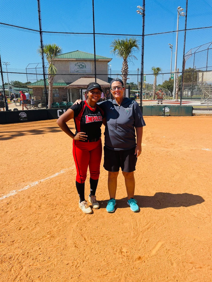 FlImpactGold06's tweet photo. Gabriella Young had an amazing time at Coastal Carolina this weekend. Gabriella’s athleticism and determination on and off the field shines bright when she is doing what she loves. Gabriella can track a ball like there’s no tomorrow! Keep making an Impact #15!  We see you!!! https://t.co/ubvnw9H5Ih