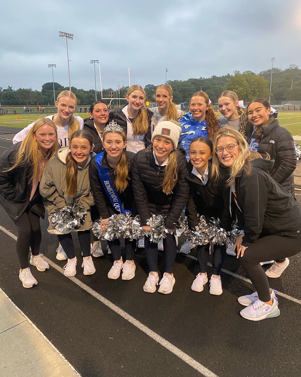 LC_Dance_Team's tweet photo. Happy Homecoming!! 💙🤍🏈 https://t.co/gYBAIZT2em
