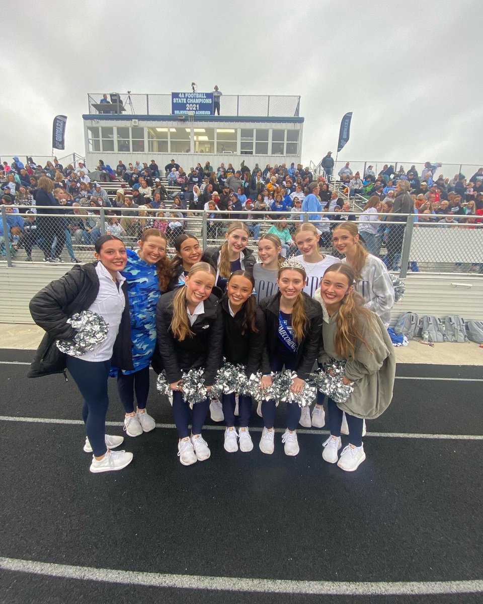 LC_Dance_Team's tweet photo. Happy Homecoming!! 💙🤍🏈 https://t.co/gYBAIZT2em