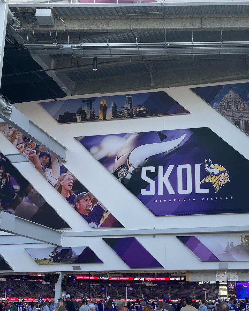 ADPROSports's tweet photo. Had the opportunity to provide some suite giveaways for the Vikings and we appreciate being invited to todays game! #Skol #vikings https://t.co/RriHnvL59K