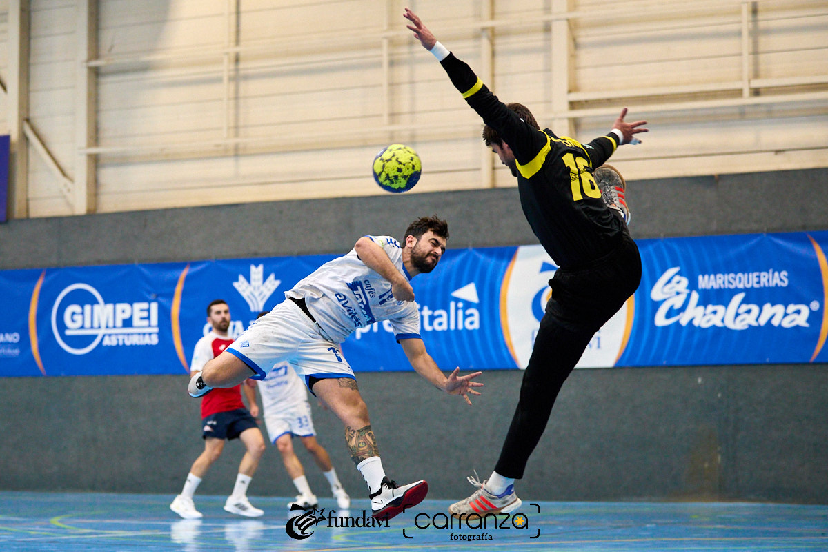 Victoria del <a href="/Cafes_Toscaf/">Cafés Toscaf</a> <a href="/Avilesina_/">Atlética Avilesina</a> ante el @GrupoIMQ_BM ayer en Avilés 
#balonmano #handball #sportphoto