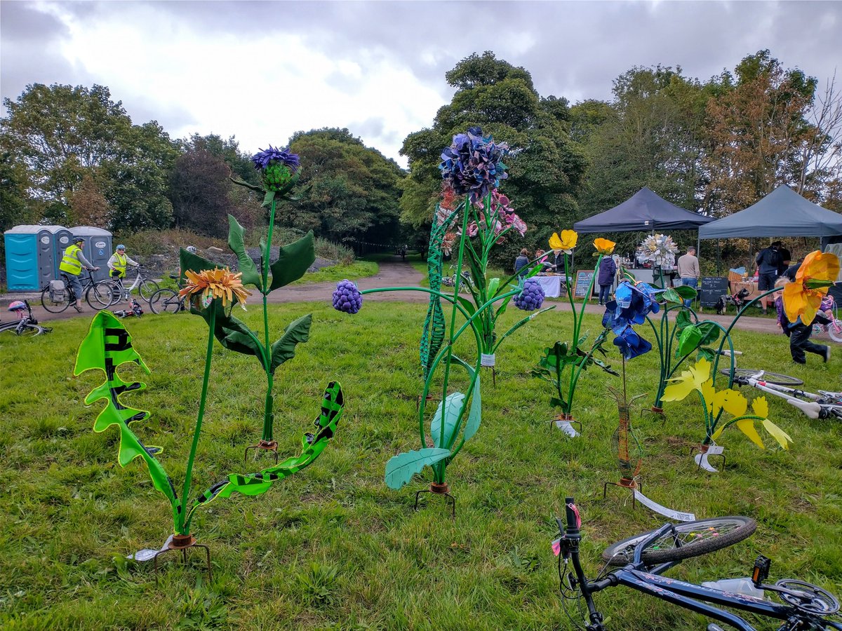 EcoWirral's tweet photo. We've had a lovely day at the Summer Cycle with our information stall and the giant flowers from the Eco Art project with @abscraft and @WirralUnplugged.

Thanks @RethinkNowCIC https://t.co/L6YB97yhgQ