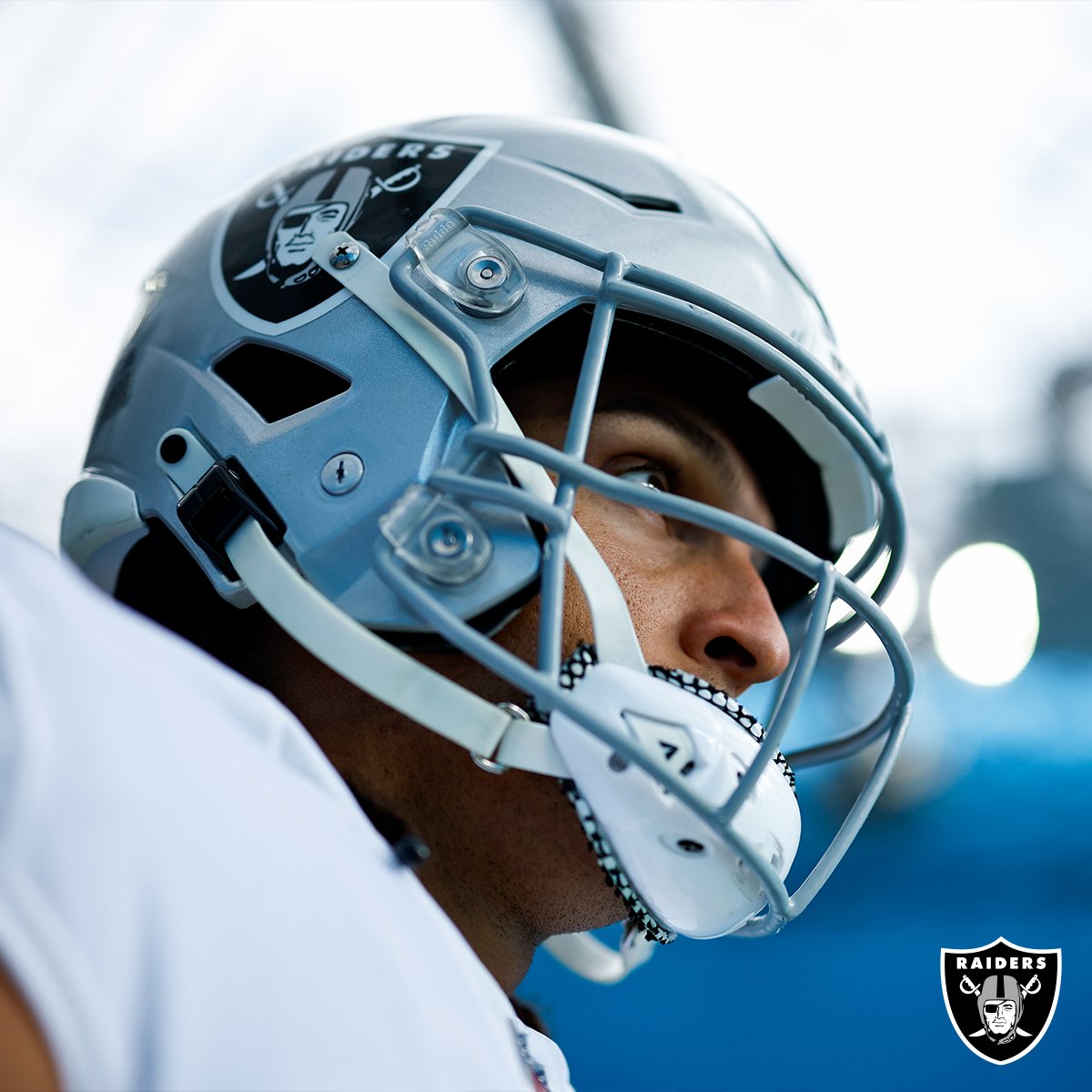 Ready to rock 'n' roll 🎸

#RaiderNation | #LVvsTEN