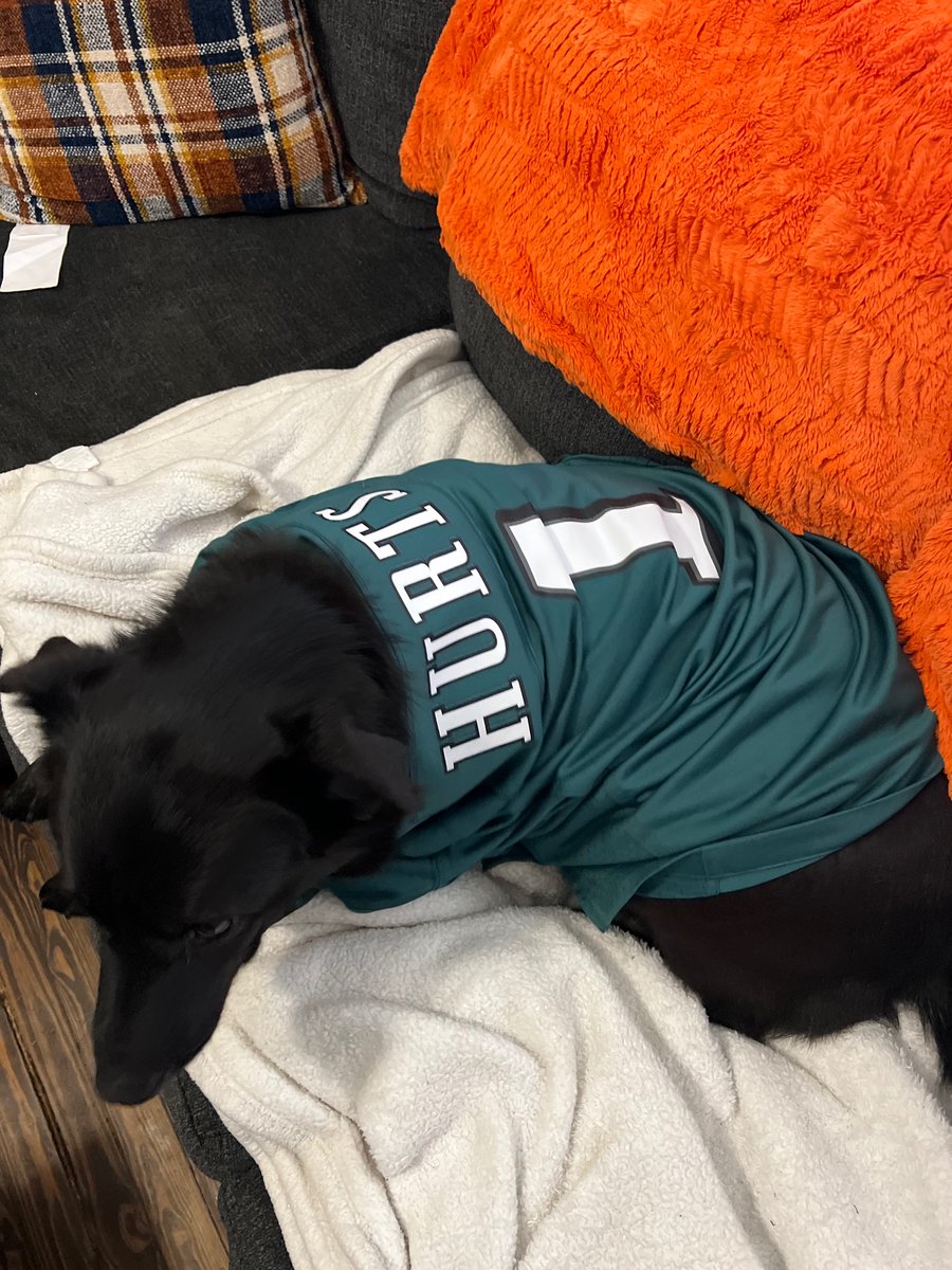loftindavoult's tweet photo. The team agrees https://t.co/k458Cvio70