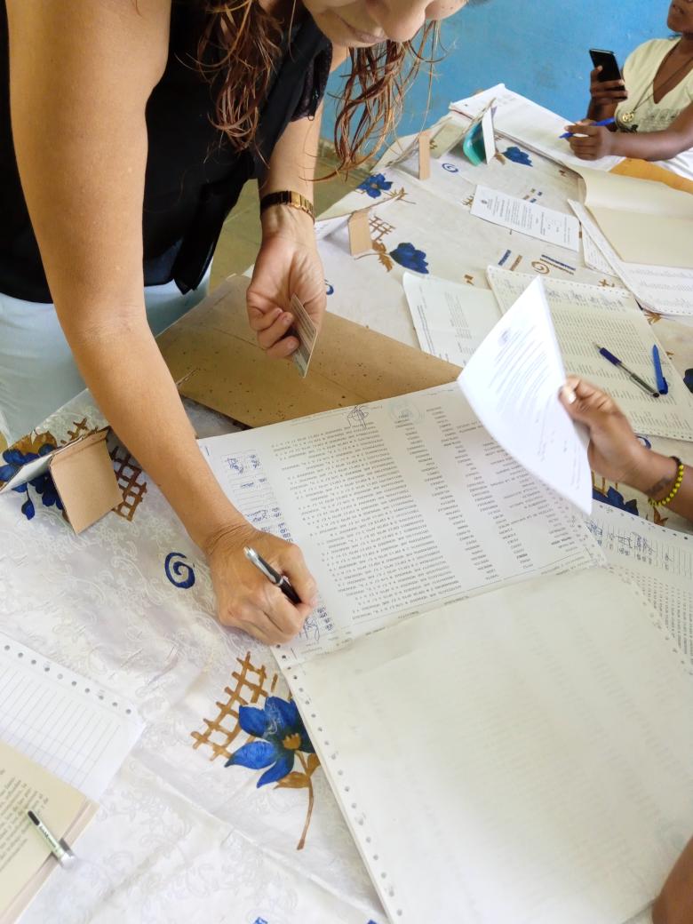 Transcurre con normalidad las votaciones por el refrendo del #CodigoDeLasFamilias, #CodigoSi, por #Cuba