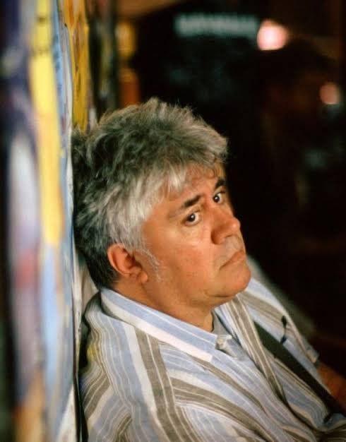 marincine's tweet photo. El español Pedro Almodóvar, uno de los más grandes cineastas contemporáneos, festeja hoy sus 73 años; es admirable su trayectoria de consistencia de calidad de más de 4 décadas; audaz, creativo, lúcido, anti convencional, ha dado filoso testimonio de las relaciones humanas. https://t.co/uqeYZDo04y