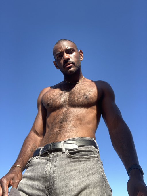 Tell me what you need https://t.co/D1Uk1UpfHh<a href="/tag/mvsales"class="tags"><span>#mvsales</span></a><a href="/tag/mvboys"class="tags"><span>#mvboys</span></a>