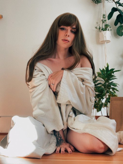 ✨ https://t.co/ilOuZFaeex<a href="/tag/avnthenandnow"class="tags"><span>#avnthenandnow</span></a>