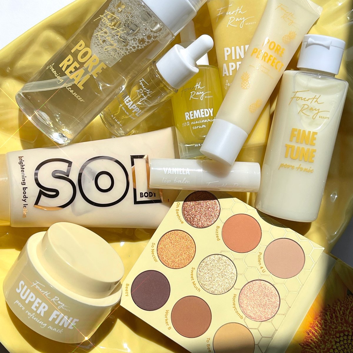 FourthRayBeauty's tweet photo. hope you have a good skin & makeup day besties ๐
- love your fave skincare, makeup, and body care sissies ๐ #SisterSunday
๐ธg_sqrd
#fourthraybeauty #colourpopcosmetics #solbody #yellow https://t.co/BGMgM1i5Pb