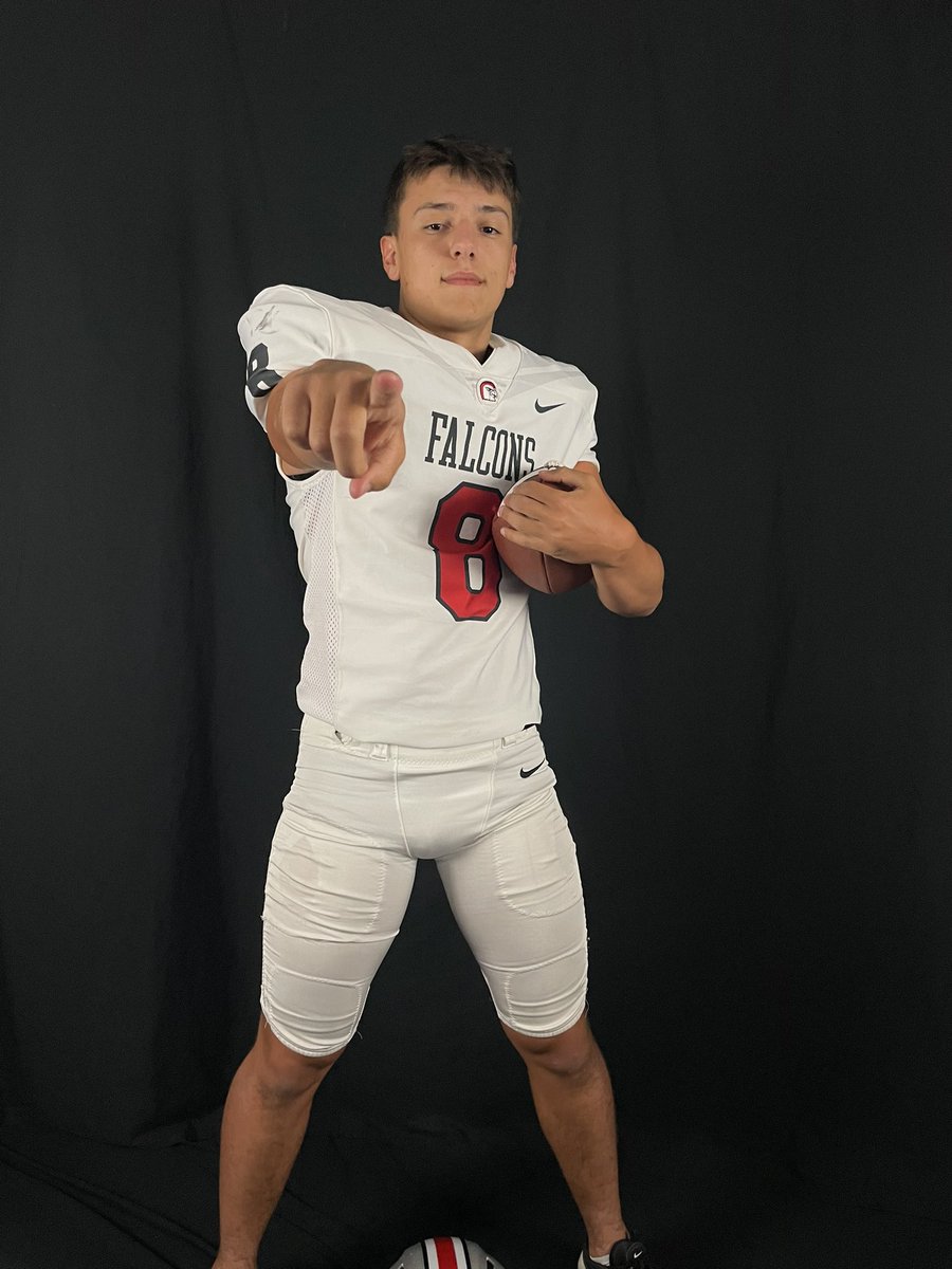 Had a great time watching <a href="/FalconsFU/">Friends University Football</a>  ❤️ Thanks for having me! <a href="/CoachKellyFU/">Eric Kelly</a> <a href="/CoachHarrisonFU/">Coach Harrison</a>