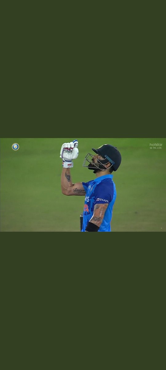 Talhashaikh778's tweet photo. Well played, Virat Kohli - 63 from 48 balls. He likes Hyderabad a lot. https://t.co/dw16Py85D2