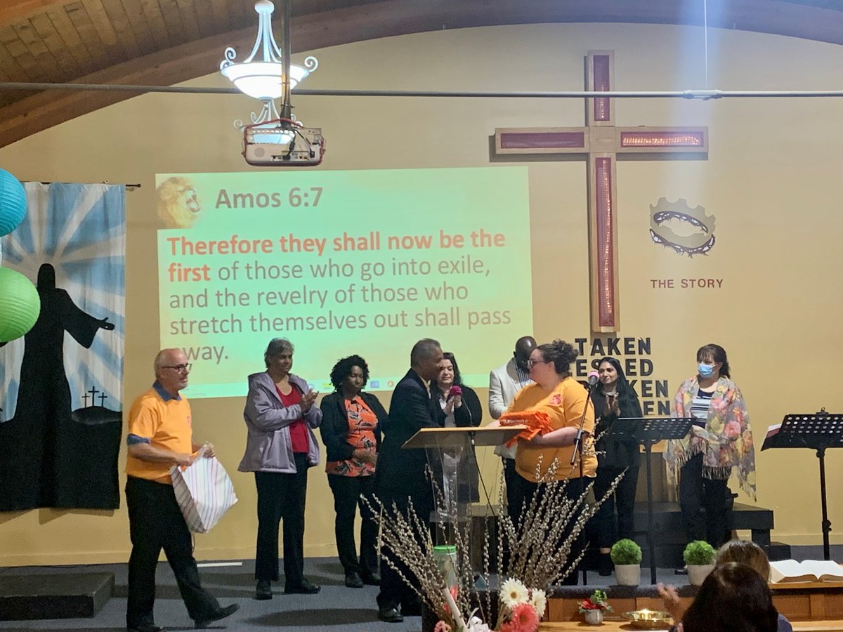 SCedarbrae's tweet photo. A big thank you to our guests and partners from Mason Rd Junior Public School, for helping us to mark Orange Shirt Day and acknowledge the importance of Truth and Reconciliation.  We are blessed to have partnered together to provide morning care and breakfast to local children. https://t.co/Yjdg89sEvJ