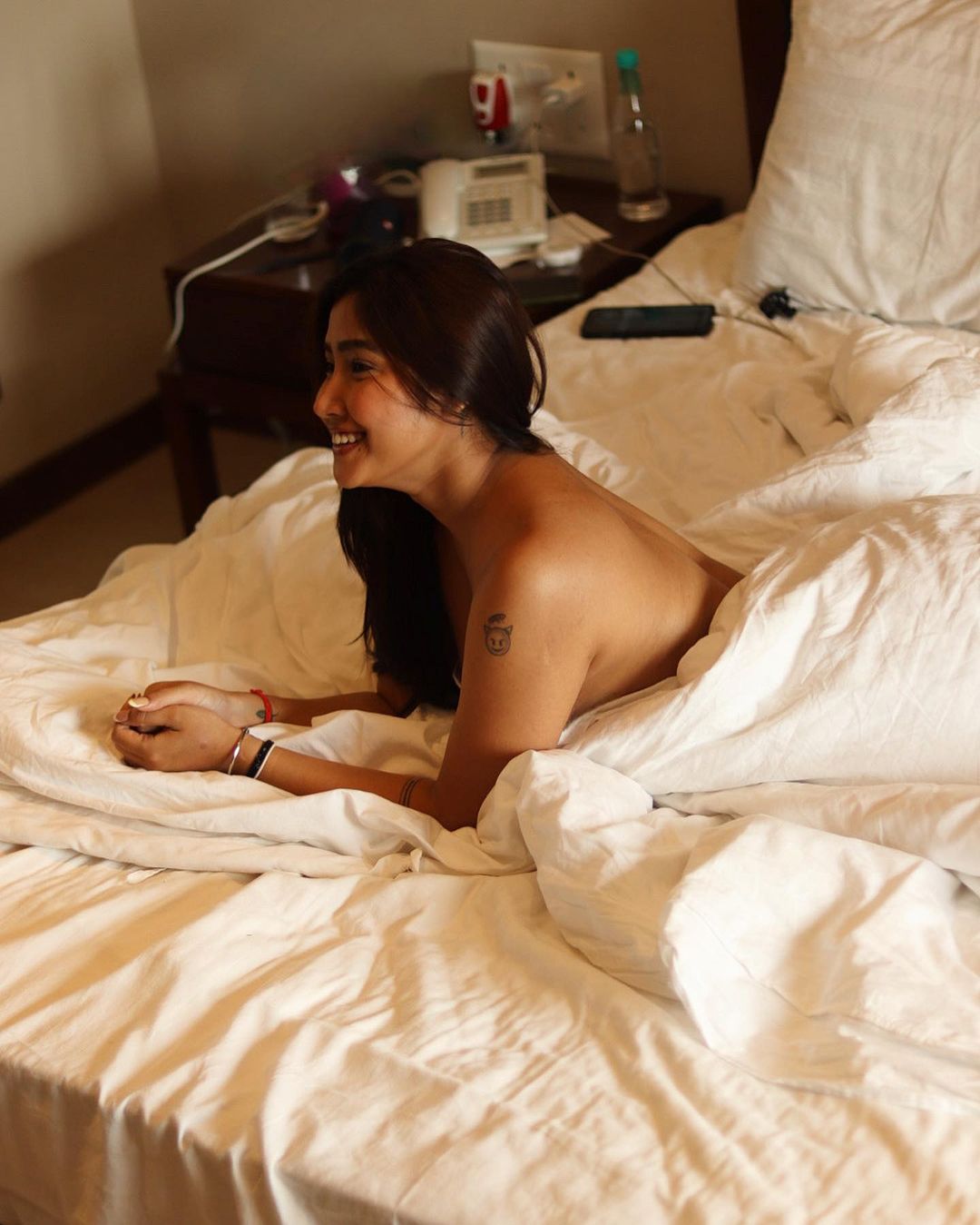 Sana hot girl WhatsApp chat video call real girl  918482011067 