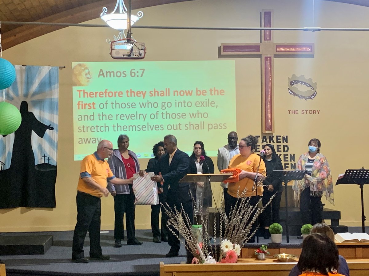 SCedarbrae's tweet photo. A big thank you to our guests and partners from Mason Rd Junior Public School, for helping us to mark Orange Shirt Day and acknowledge the importance of Truth and Reconciliation.  We are blessed to have partnered together to provide morning care and breakfast to local children. https://t.co/X1vQvk4ykD