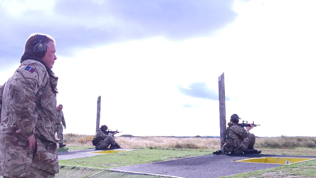 IV SATT Instructors spent a glorious day on the range yesterday, coaching cadets during Pre-CISSAM training. Coaching is an important part of cadet shooting, great to see this knowledge being passed along to the current generation of cadets! #OnTarget @SNIRAFACMedia @arc_sni