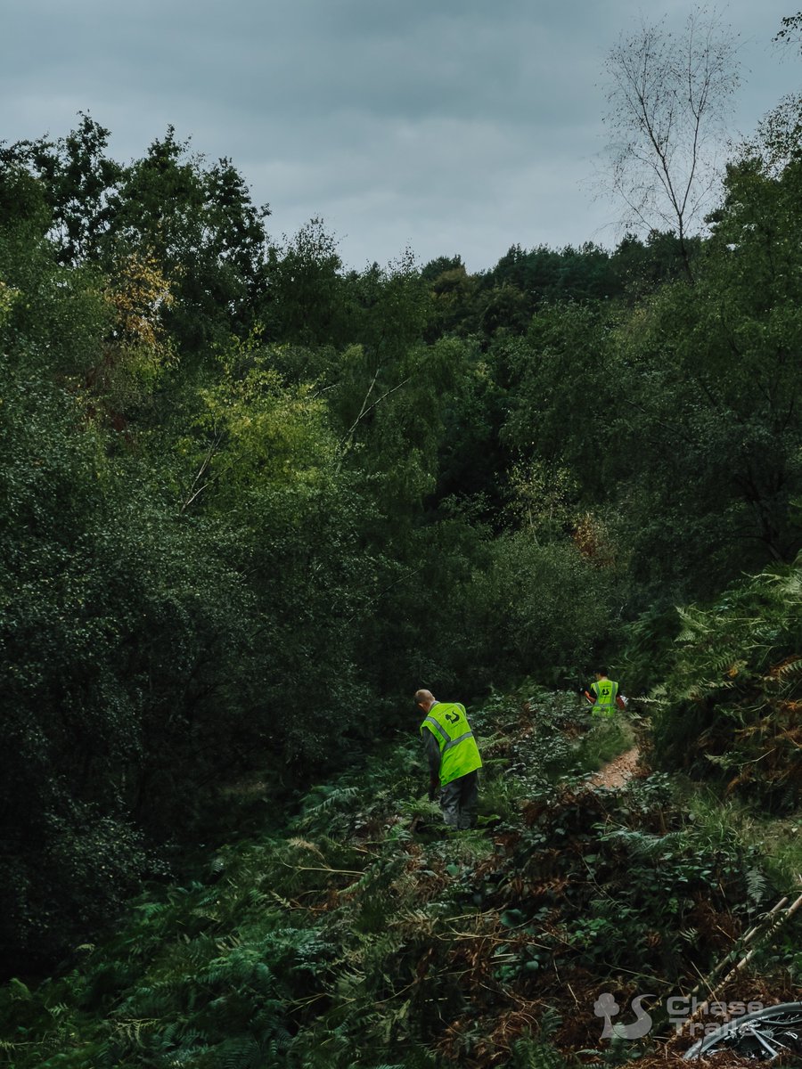 Today's trailbuilding was up on Lower Cliff. Lots of work to improve drainage throughout so hopefully a lot fewer puddles now as we come into winter. 🥶

🎃 Next trailbuilding session: 30th October. It will be Halloween themed...