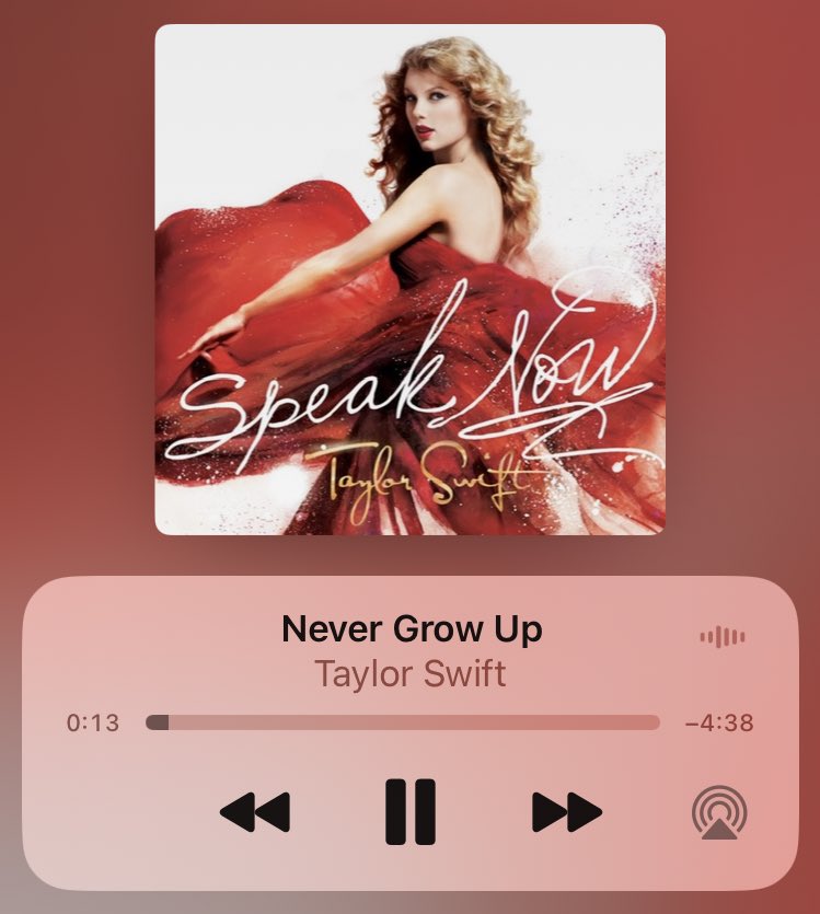 yeehawlikeme's tweet image. #StoriesForSwift the songs that impacted me the most are never grow up and safe and sound. these two are definitely my comfort songs and they feel like a big warm hug from taylor. they’ve helped me through so much and i’m so grateful for these songs @taylorswift13 @taylornation13