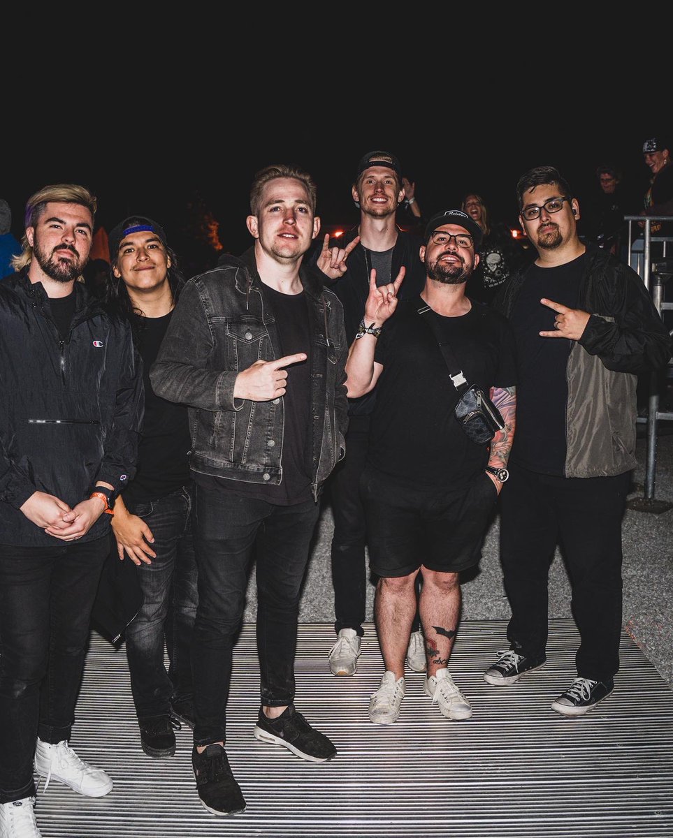 archetypes_ky's tweet photo. Had a blast with my bubs at @LTLFest this weekend. Thanks to everyone who helped made it amazing. 

📷: @jamescoffmann 

#louderthanlife #dwp #spacezebra #archetypescollide #concert #festival #festivals #rock #hardrock #rockmusic #rockfestival #metal #rockandmetal #rockshow #bass https://t.co/hnO28g0yKU