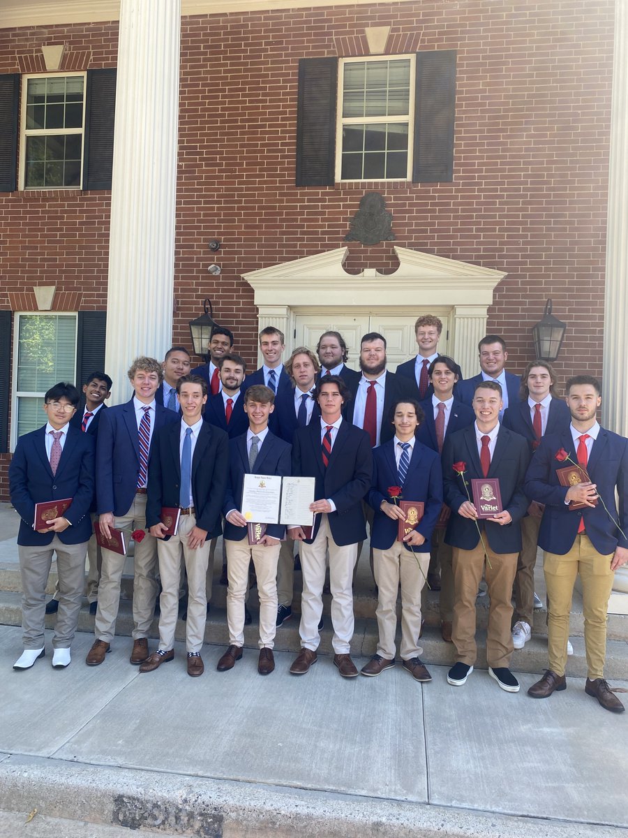 OUKappaAlpha's tweet photo. The Beta Eta Provisional Chapter of Kappa Alpha Order is officially reinstated. Pledge Induction is complete and the new officers have been installed. Thanks to all the alumni that have made it all possible. Looking forward to future growth and Beta Eta to be rechartered. #RUSHKA https://t.co/R29i4mcONg