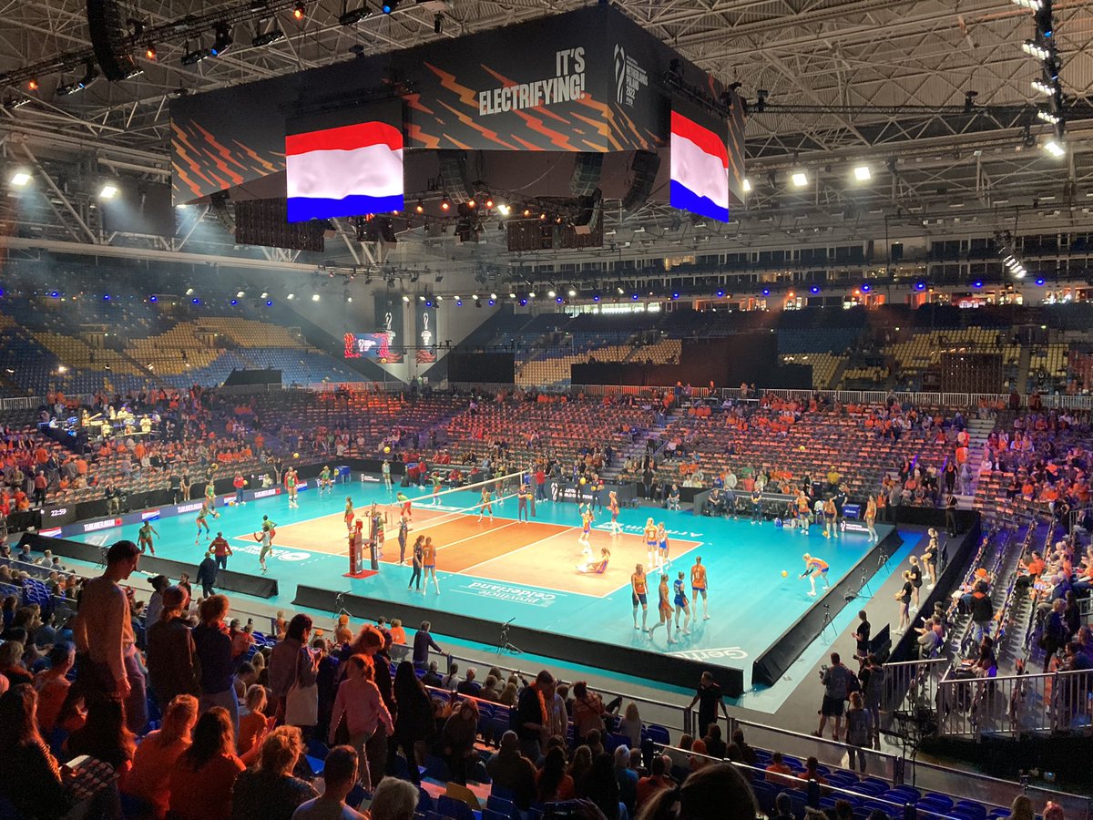 Hurry Up Volleybal tweet media