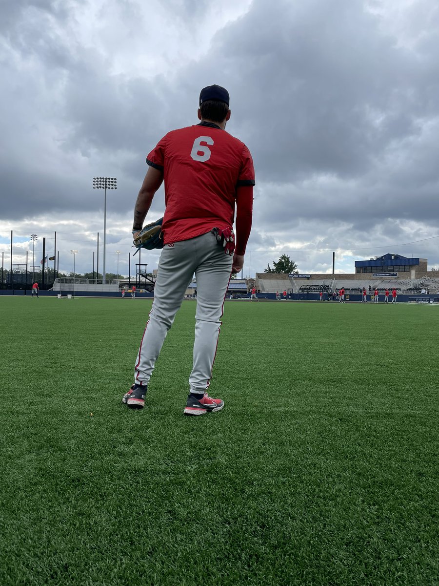 Pre-game 📸from Notre Dame #FlyBoys✈️⚾️