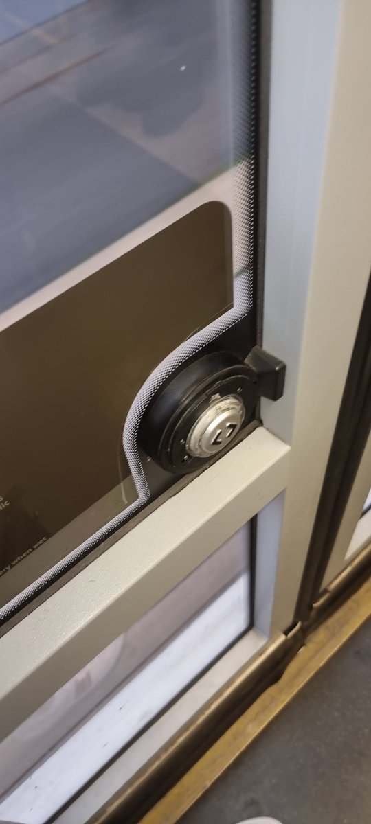 Rebecca8899's tweet photo. @MCRMetrolink The button on door 7b (tram 3088b) is missing its yellow cap, just to let you know 😁 https://t.co/wHv2b2JAxV