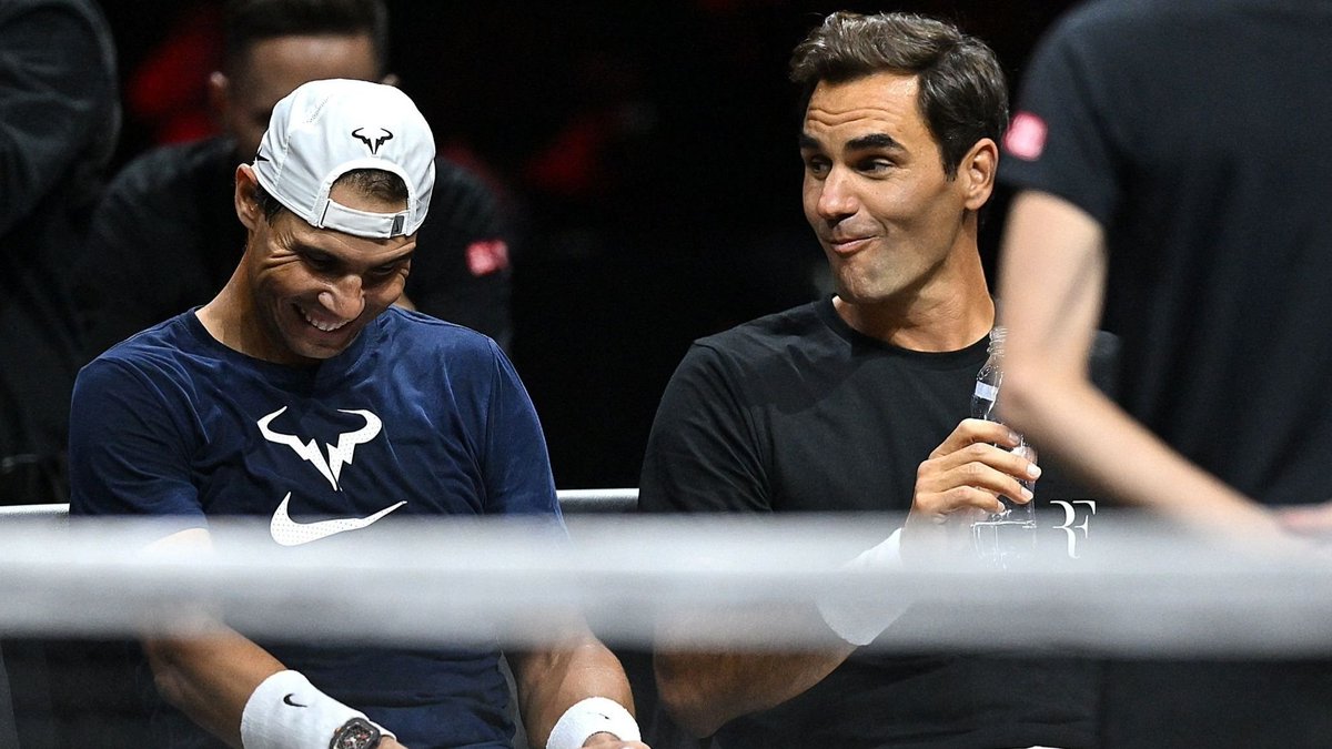 tothebackhand's tweet photo. Laver cup ended with them 🥺❤️ https://t.co/zRsIiAGzmz