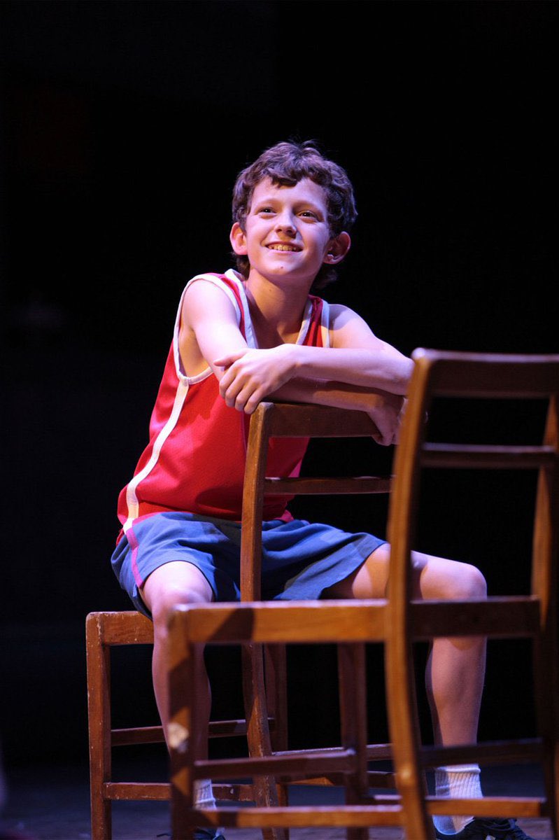 tomhollandfiles's tweet photo. film, theatre/stage, and voice acting ✅ https://t.co/zZHBS050yD