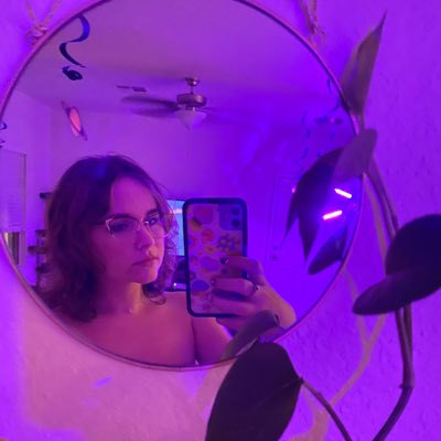 lanilou0402's tweet photo. #NewProfilePic https://t.co/N0MczcxHES