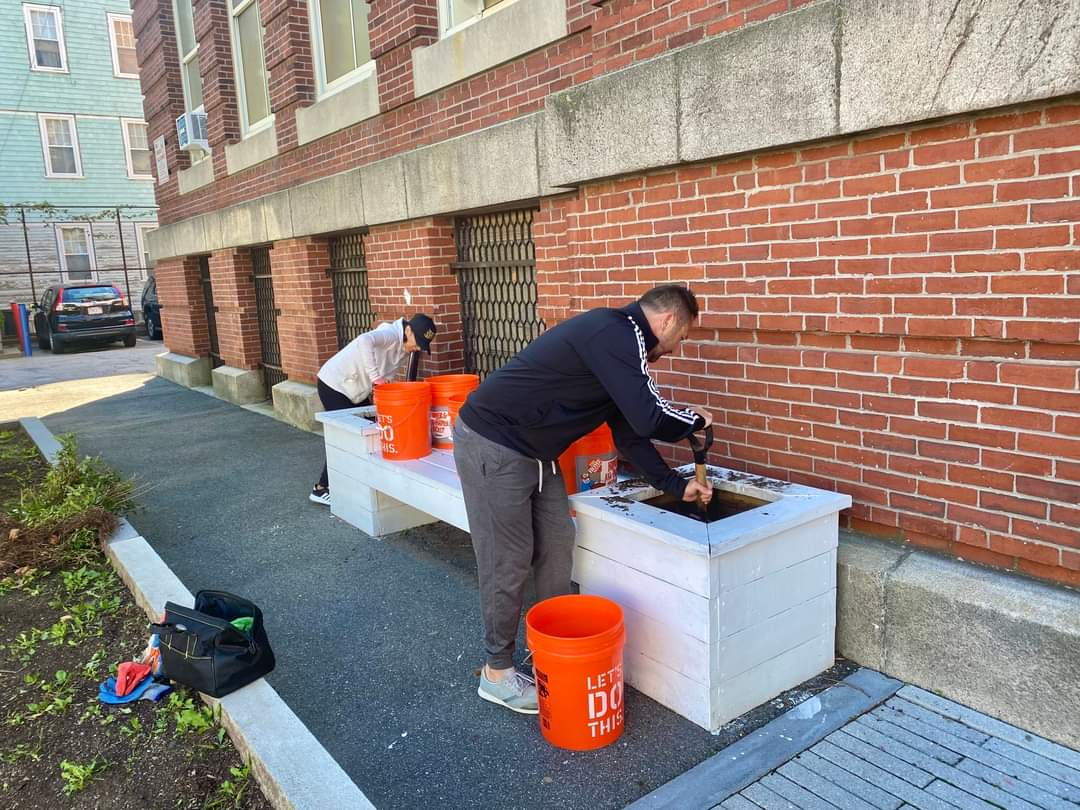 PerrySharksBPS tweet media