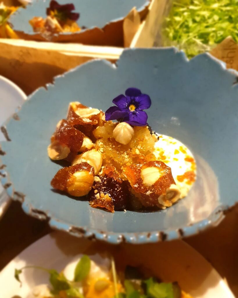 saltersevents's tweet photo. Catford apple, blackberry and hazelnut crumble
#saltersevents #catfordkitchen #casualdining #popup #supperclub #caterer #cateringbusiness #eventcaterer #privatecatering #privatechef #weddingcaterer #weddingcatering #eventchef #eventcatering #privatedin… https://t.co/8qTObTxJZH https://t.co/7IFaR1mYTd