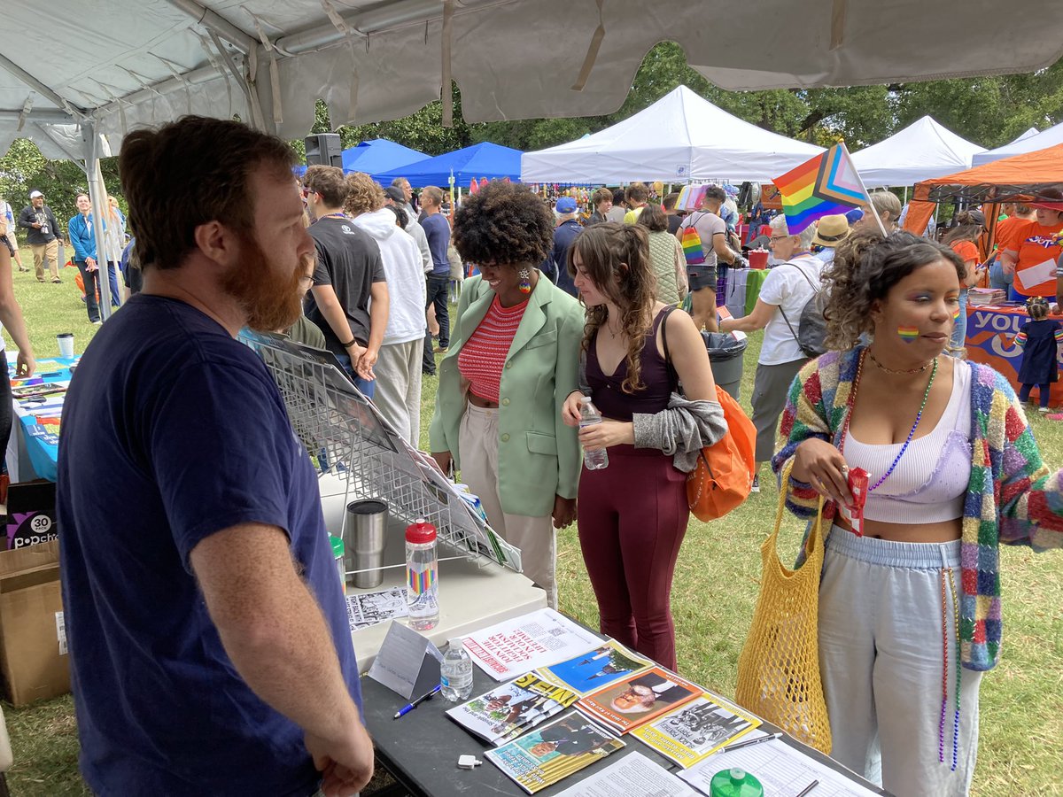 ImtRaleigh's tweet photo. Had a hugely successful tabling session at #durhampride Lots of papers sold, many great discussions about revolutionary Marxism! Many thanks to all who attended and those we had the pleasure of speaking with. https://t.co/hg6Y8HB7FD