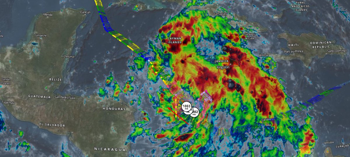 🌀#Ian se enfila hacia el Caribe Occidental.

Avión cazahuracanes encuentra un movimiento del centro de #Ian al noroeste. Esten atento en Cuba y Península de Yucatán.